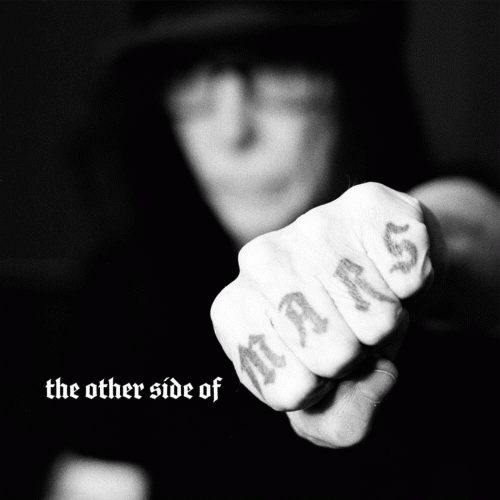 Mick Mars : The Other Side of Mars